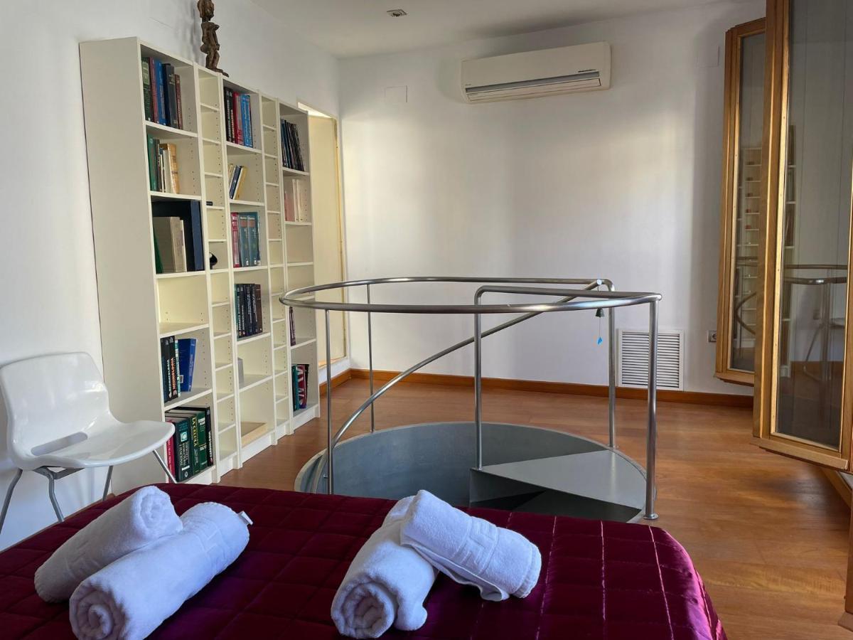 La Casa Del Pajaro Con Terraza Y Parking Gratuito Villa Cordoba Luaran gambar